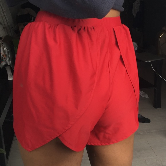 Red jersey shorts - Picture 4 of 4